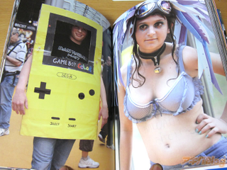 Illustration for article titled Cosplaying In Paris!